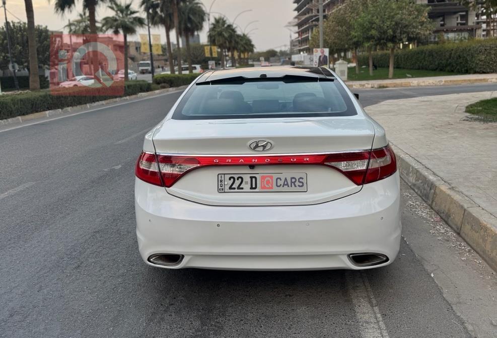 هیوندای ازێرا